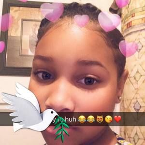 Meet your Posher, Laila